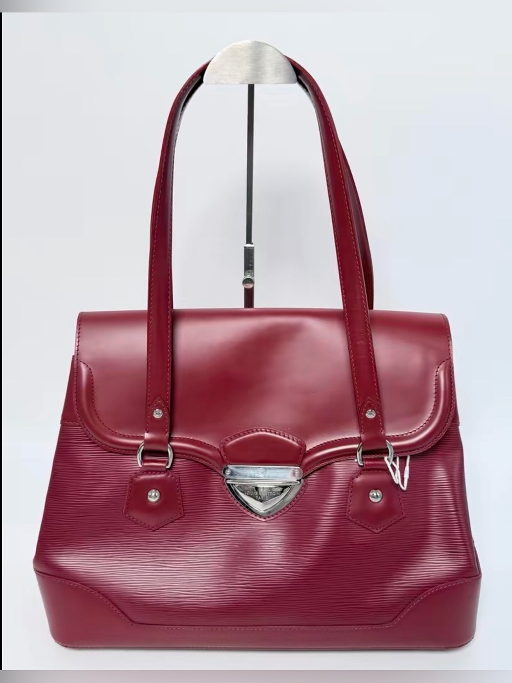 Louis Vuitton 2009 Epi Bagatelle GM Shoulder Bag